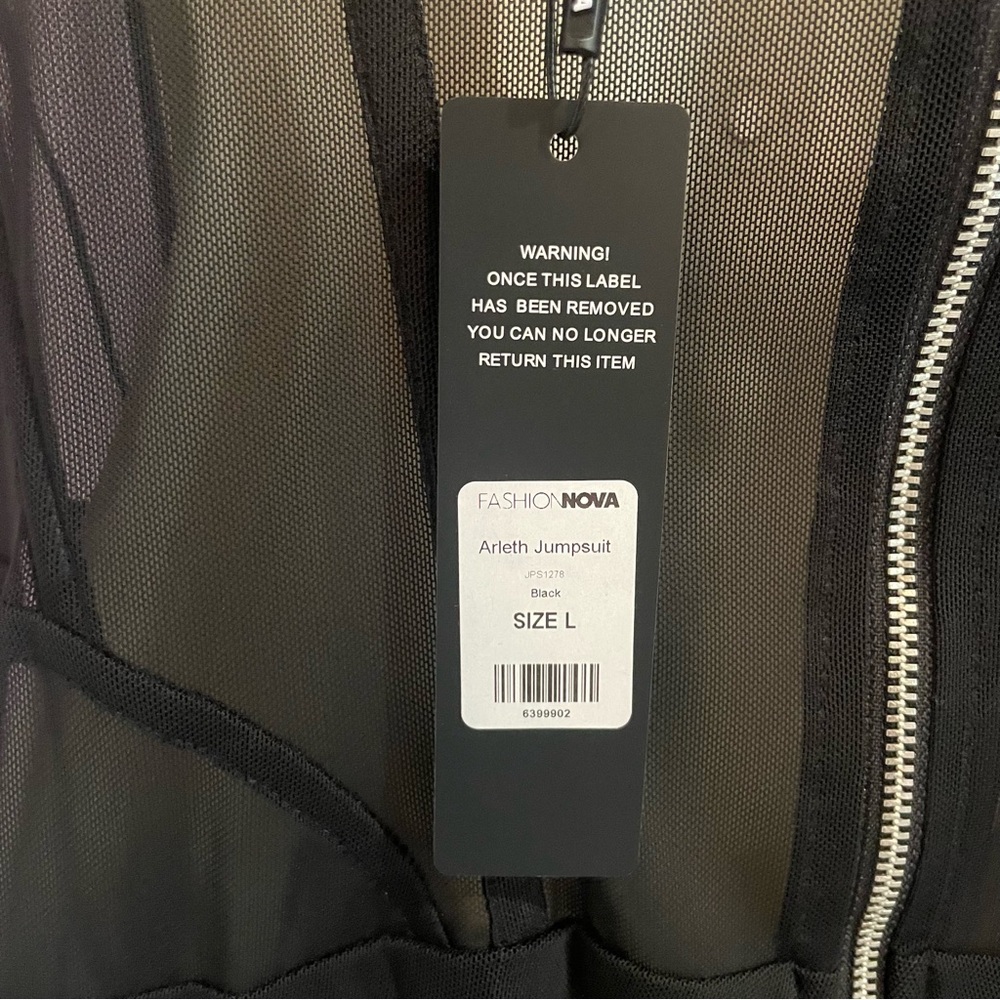 NWT FashionNova Arleth Jumpsuit - Picture 5 of 6